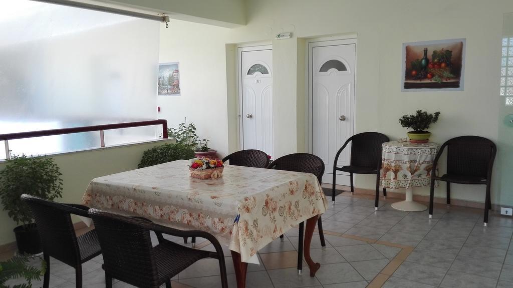 Ξενοδοχείο Φαμίλια Λουτρά Βόλβης Εξωτερικό φωτογραφία